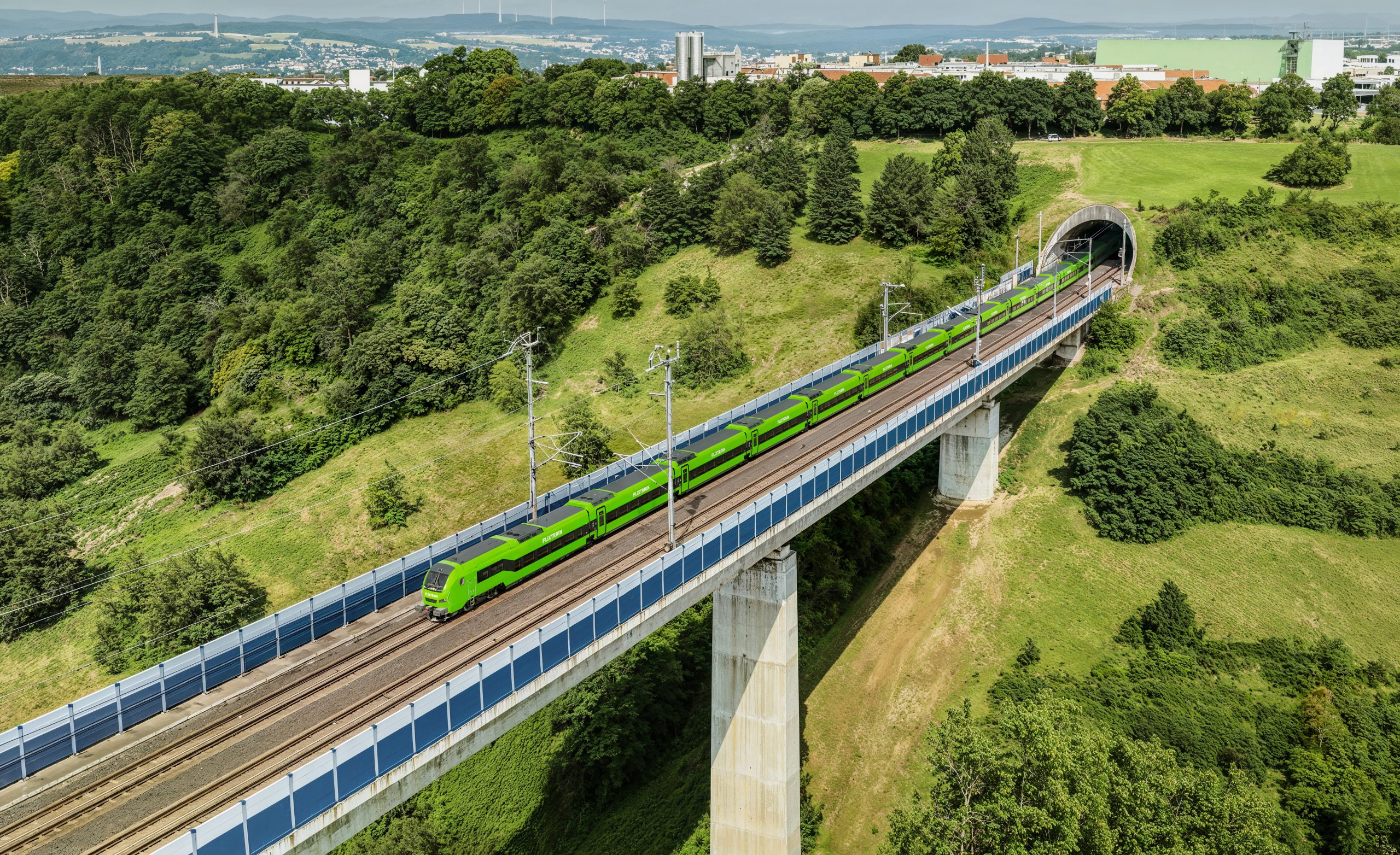 Werbebild der Firma Flix SE Train